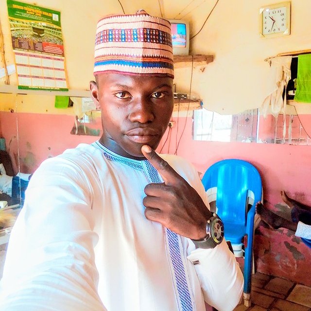 AndullahiSaidu's tweet photo. #NewProfilePic https://t.co/9gOj4VF5PV