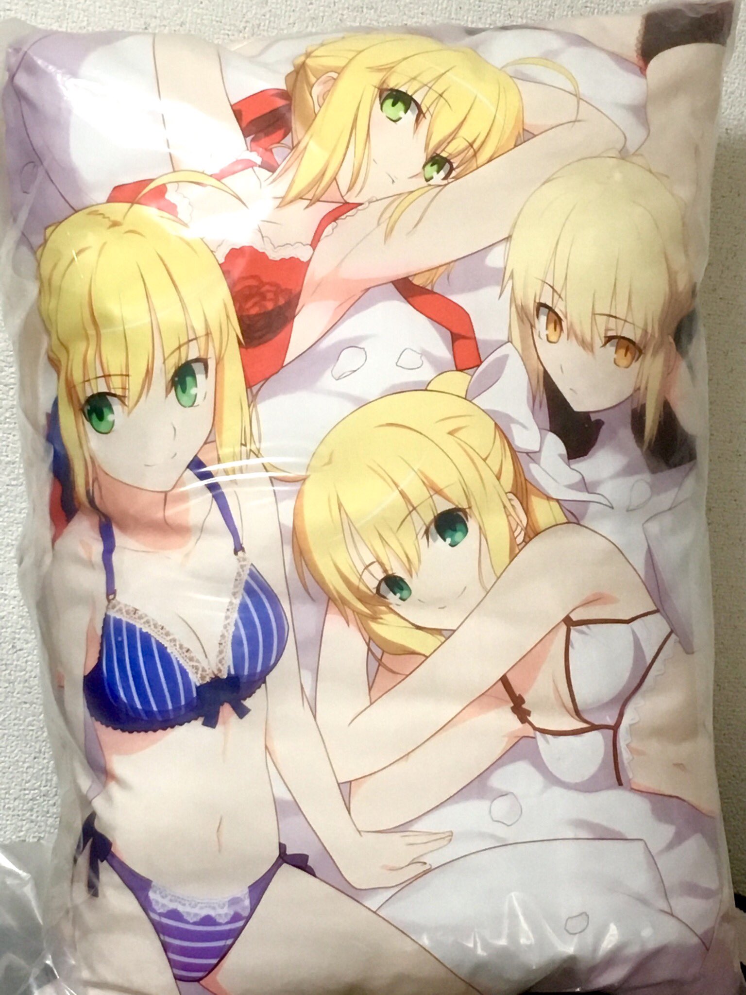 gt f gt カニファンのポスターとか当時あんまり関心は無かったが 今見るとディスガイアとか紅閻魔とか描いてる原田たけひと画でありがたみを感じるな 一般のオタクは大概何かしらのセイバーグッズを所持している gt f gt カニファンのポスターとか当時あんまり関心は無かったが 今見るとディスガイアとか紅閻魔とか描いてる原田たけひと画でありがたみを感じるな 一般のオタクは大概何かしらのセイバーグッズを所持している