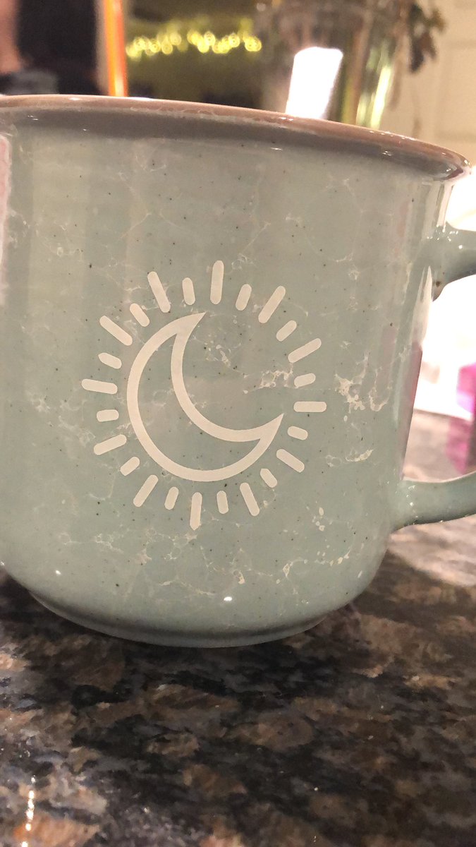 rach ✨ tweet media