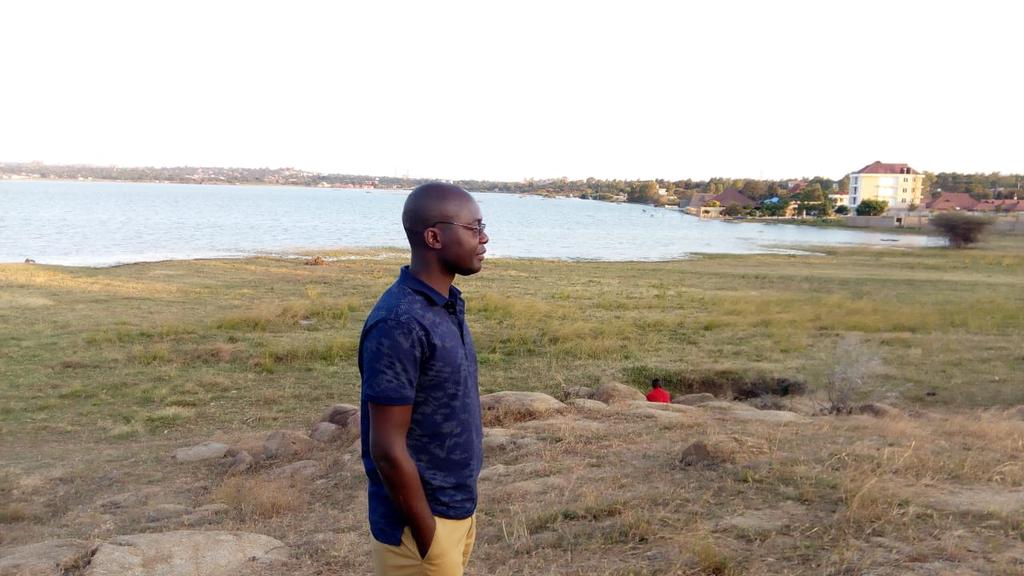 When I woke up I realized it must be a special day. Oh yes it is the day I was Born, 27June.
Am so Grateful to God for the Gift of life . Happy birthday to Me.