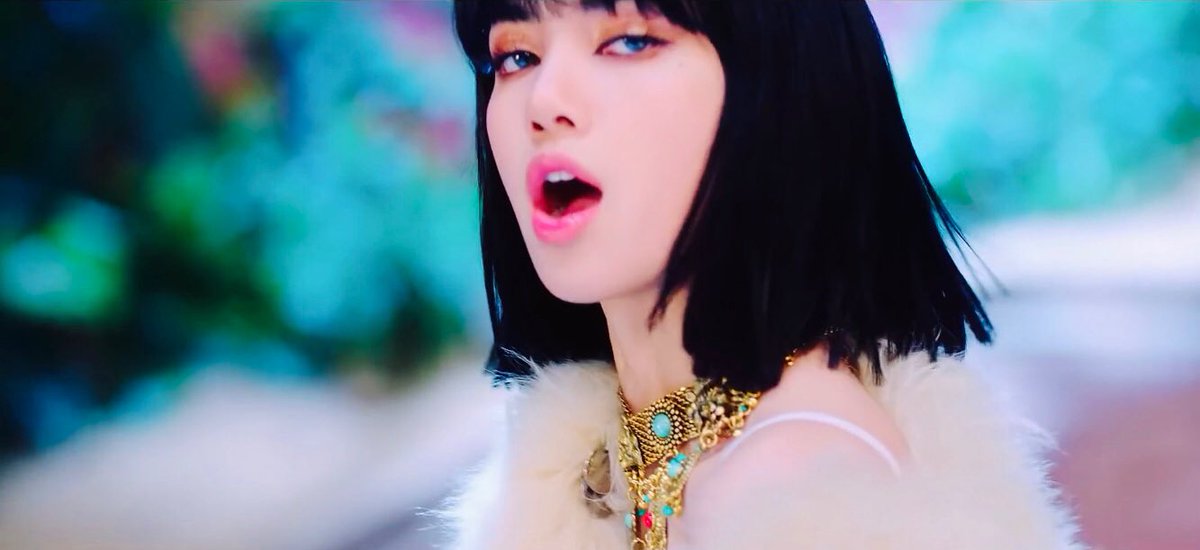 oxyjenlisaaa's tweet photo. #BLACKPINK  's #HowYouLikeThat #LISA https://t.co/XlqL1H6qXv