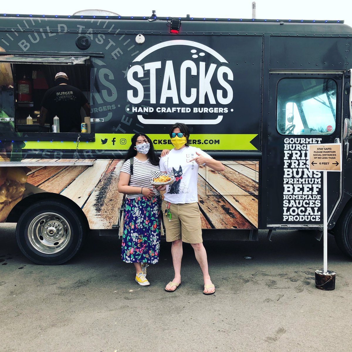 Catch us this weekend —> 
Saturday 
Lost Creek GRAHAM 4-7
Enumclaw Movie Night 7:39-11:30

Sunday
Shiplap Shop YELM 11-3

Skip the line and order online starting at open at StreetFoodFinder.com/StacksBurgers

#supportsmallbusiness #supportlocal #stacksburgers #foodtruck