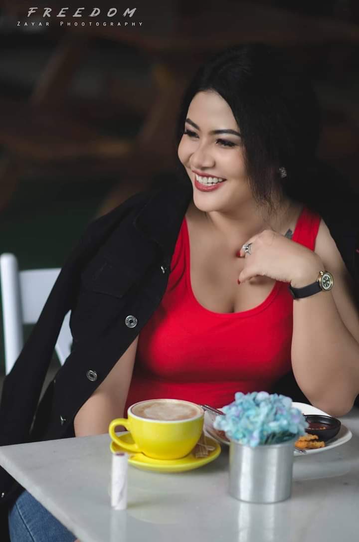 जीवन एक सुनौलो उपहार हो भन्ने कुरा हरेक दिन अत्मसात गर्नुस । शुभ बिहानी सबैलाई।😊😊