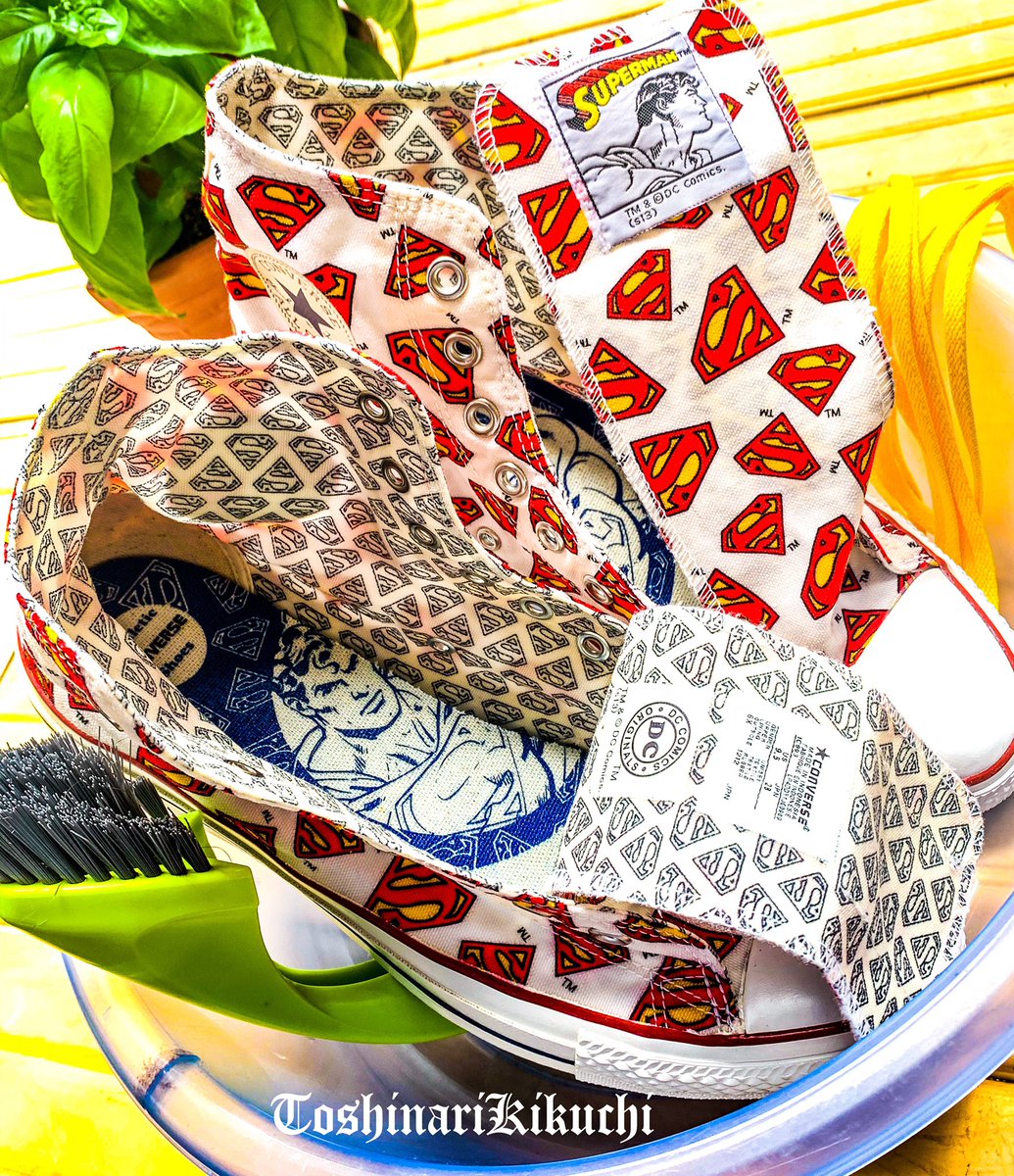 hellotoshi's tweet photo. 洗濯済のconverseで
仕事行こう👟🌈

#converse  #superman  #スニーカー   #貴重な晴れ間  #気持ちいい  #コロナに負けるな　#明けない夜はない　#明日は晴れるさ   ＃HD  #ハーレー  #アメ車  #NIIGATA  #photographer  #エボ   #スーパーマン #photoworksTK  #新潟　#撮影依頼はDMにて https://t.co/7T8qL5mOya
