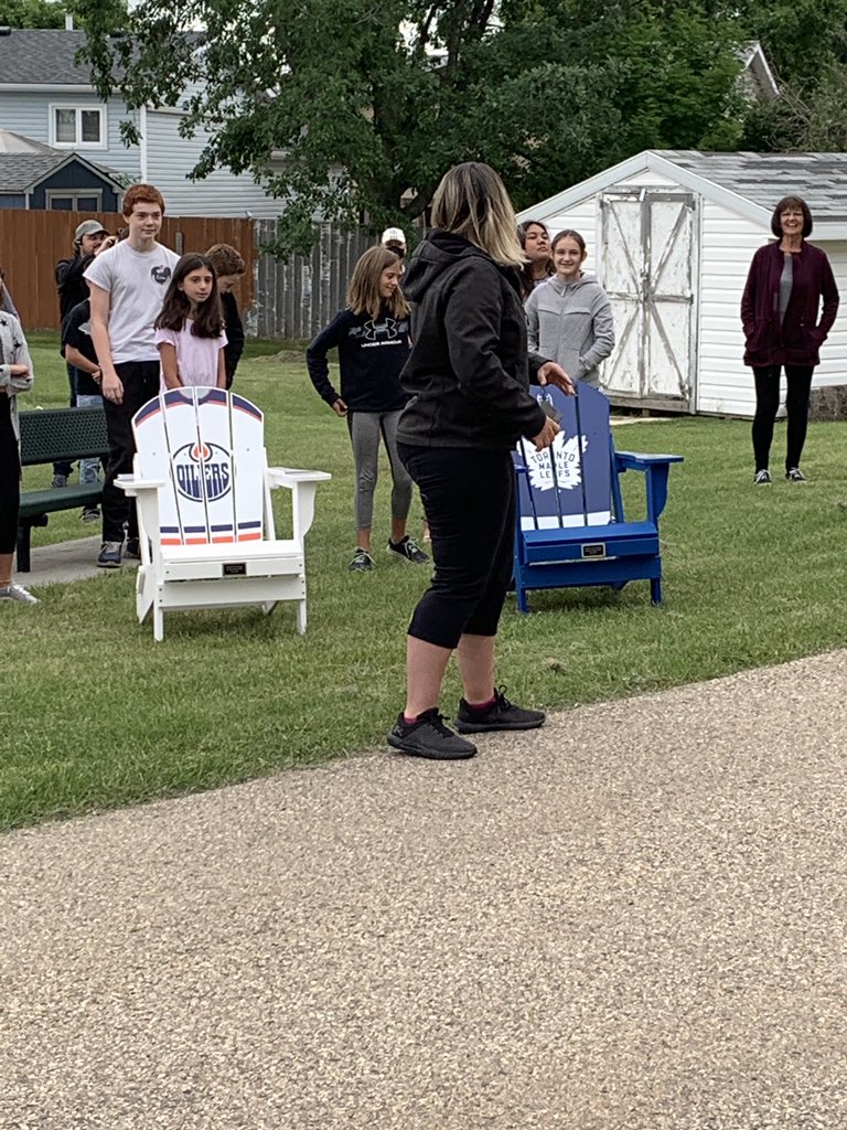 HolySpiritDevon's tweet image. A great final send off for these two awesome retiree’s!  What an amazing parent community we have!  #flyerpride #onceaflyeralwaysaflyer #ecsrdSTRENGTH