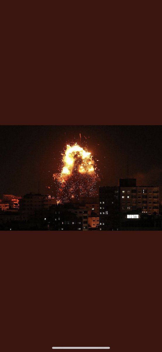 iija97's tweet photo. #غزه_تحت_القصف لن نترك غزة وحدها رحم الله من قالها 💔
اللهم احفظ غزه واهلها وجنودها 
اللهم سدد رميهم واهلك عدوهم https://t.co/qmLuPEnDjT