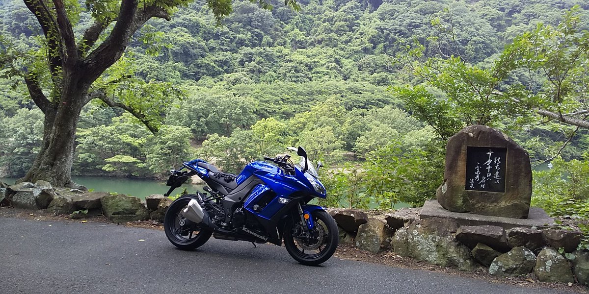NonnbiriRider's tweet photo. 淡0.5くらい。雨降る前に帰宅です。今日の淡路島は自転車もバイクも多かった😄👍️ https://t.co/iBi5bV4ODd