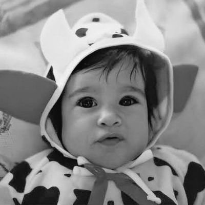 astoundmila's tweet photo. si ven esto estas obligado a responder con la frase 
HAPPY BIRTHDAY LAUREN https://t.co/cUVdZDwdq0
