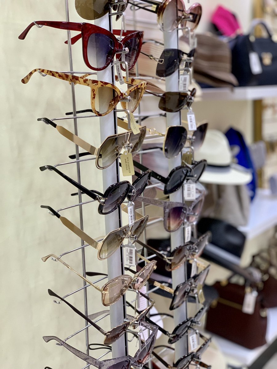 WestgateMallKe's tweet photo. Elevate your weekend style with timeless pieces from @Accessorizeke and enjoy upto 50% DISCOUNT on selected items! Now open @WestgateMallKe from 8:00AM - 7:00 PM DAILY
.
Karibu | Welcome
.
#Style #accessorizewithstyle #shopping #shopaholic #retailtherapy #westgatemallke https://t.co/zcBRfUjjFz