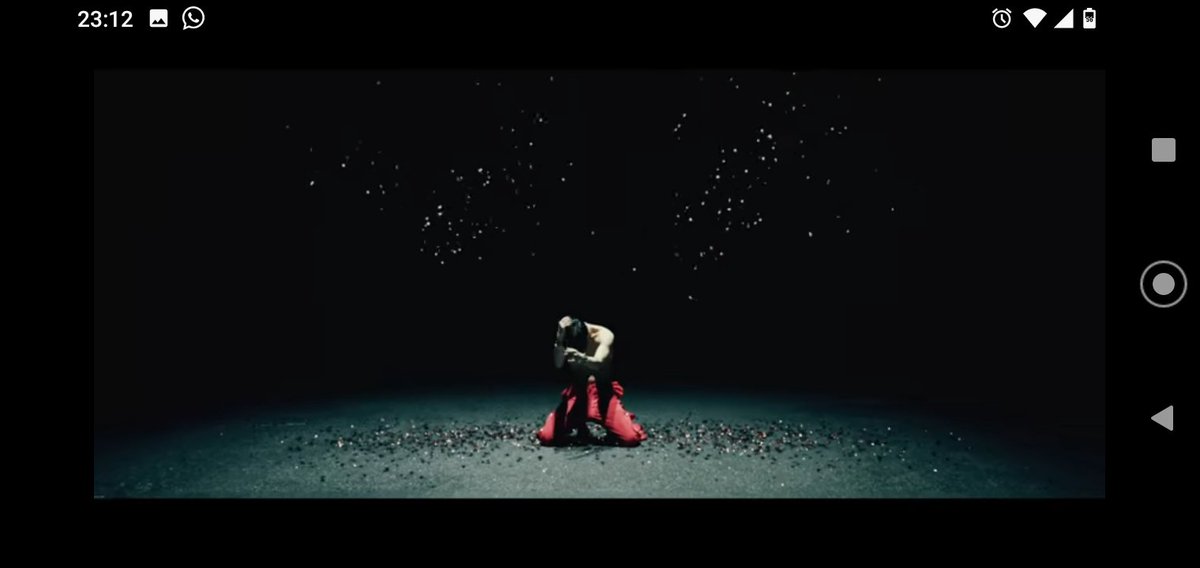 ellis_483's tweet photo. El video perfecto para terminar el festejo 🥳
#taeminstreamingparty
#TAEMIN #SHINee #SuperM https://t.co/EqGLL6YzIT