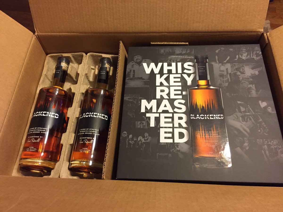 PauknRoses's tweet photo. Finally got this in @Metallica and @caskcartel @blckndwhsky limited edition Batch 100 #whisky and #picturevinyl #batch99 &amp; #batch100 https://t.co/ii8T8RrPwI