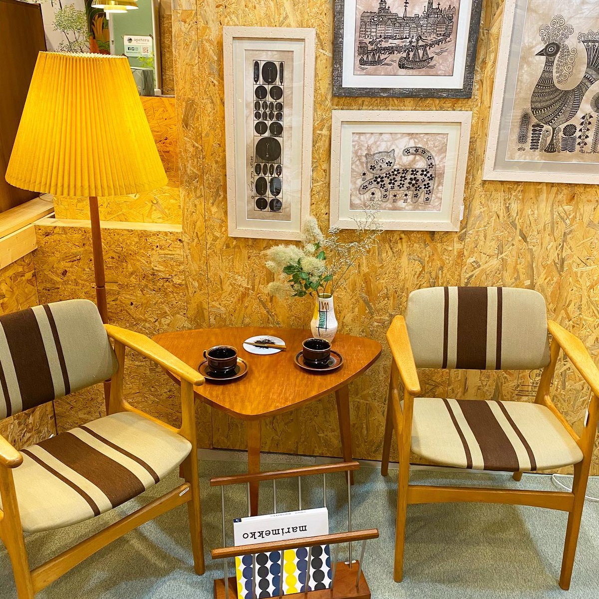 apeterainterior's tweet photo. アルネ・ヴォッダーのアームチェアとチークの三角コーヒーテーブルは見事なバランス。
#arnevodder #北欧家具 #北欧
#北欧インテリア #椅子
#宮城県 #富谷市 #泉区 #仙台市
#アペテラ https://t.co/6EGBpX0k1p