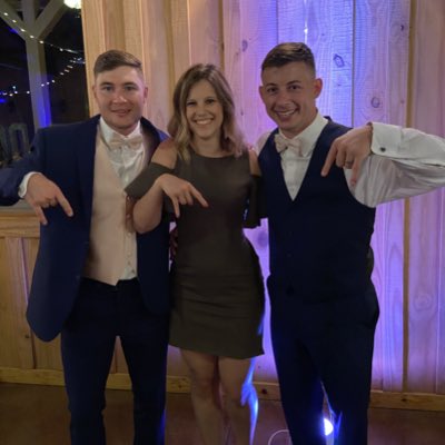kylee_brewer's tweet photo. Happy wedding night!!  @natecallis_ #NewProfilePic https://t.co/uj4BLnXjf0