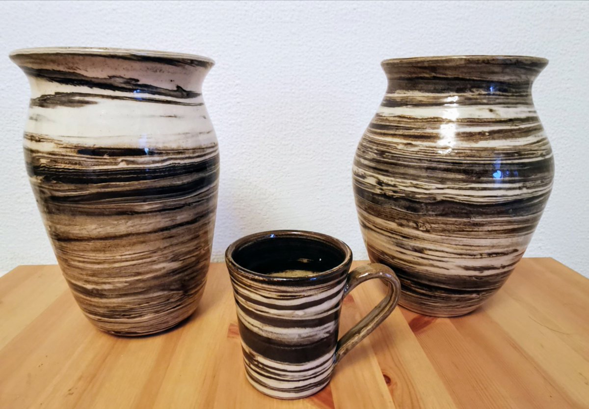 potteryptsd24's tweet photo. Well happy with the finished pots 😁 will be doing more #agateware in the future. Hope I make you cry @KBJWhitstable 👍 #ceramics #pottery @SSAFA @CombatStress @CushionCrisis @RJPpottery https://t.co/2QKEhKK7KS