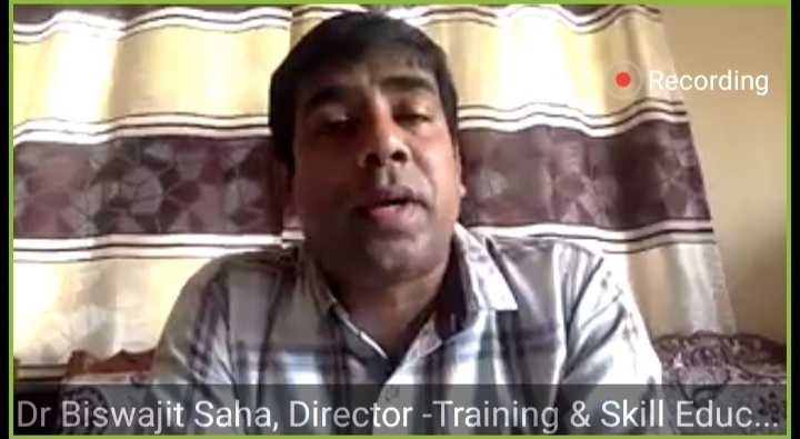 dl_magazine's tweet photo. The CBSE is catering to 20 million students across the country. We need to introduce competency based exams in our schools says, Dr. Biswajit Saha, Director -Training & Skill Education, @cbseindia29.
Watch live: https://t.co/Vwb1mHKaNs
#SchoolTechVirtualSummit2020 #STVS2020 https://t.co/ncyjZTEJrc