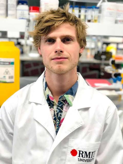 3mtAcis's tweet photo. Announcement: 
@kasimirgregory (@UON_research) and @SamCheeseman4 (@ResearchRMIT) won the People's Choice Award and the competition, respectively, at the first @AusColloids 3MT heat (held Yesterday). #auschem #colloids #interfaces. 
👨‍🔬👩‍🔬🎉🍾👏🤘
Congrats to all students! https://t.co/PmhxHZsBz7