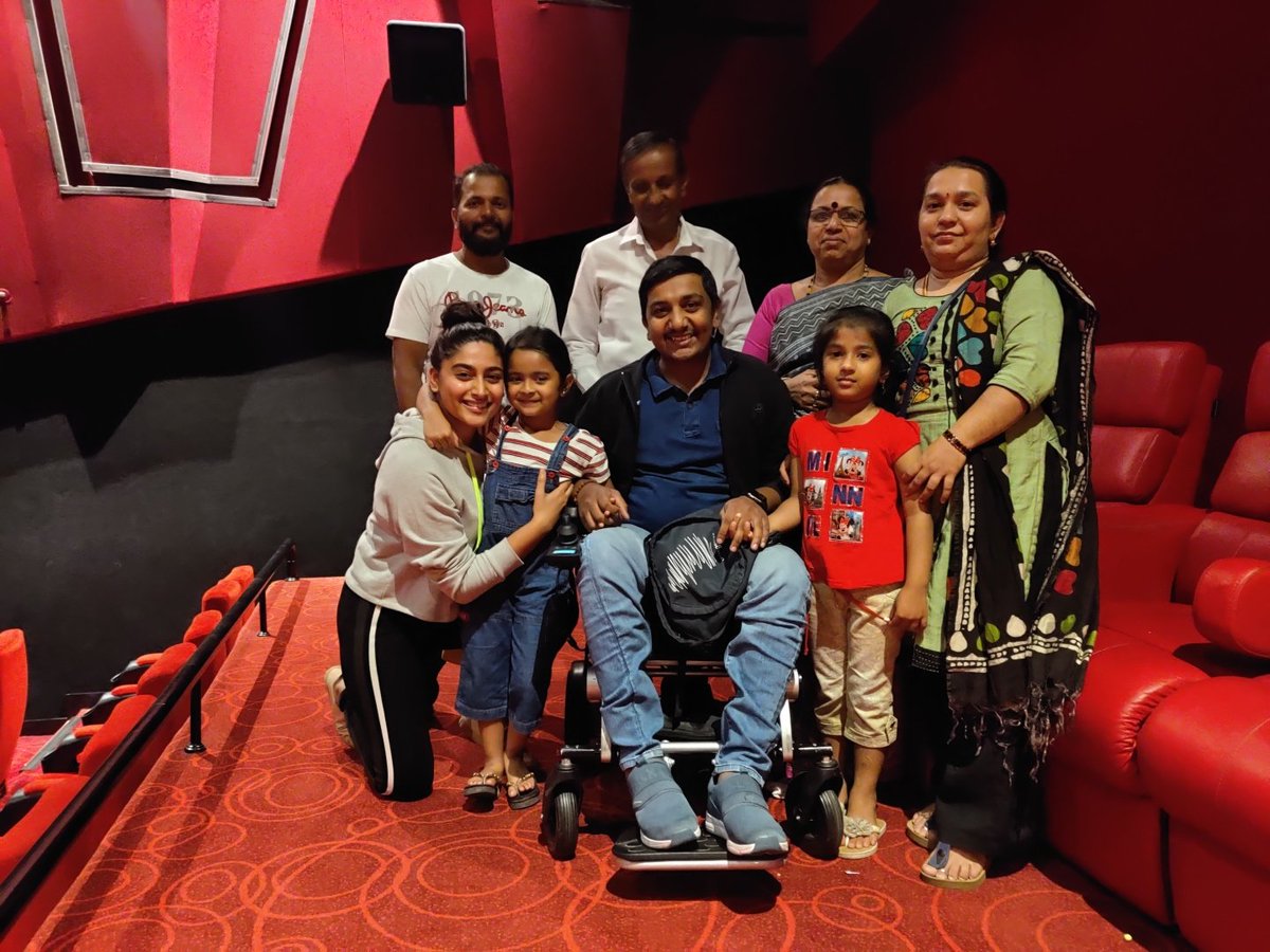 KarnatakaWheel1's tweet photo. @nishvikaa Watched Again 👍 Very Nice Movie https://t.co/nVx71v9c8X
