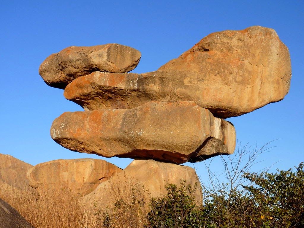 ZimBho_Official's tweet photo. As a #Zimbo are you fascinated by #balancingrocks or are they a normal everyday feature!? #Balancingrocks are so common around #Zimbabwe &amp; international tourists are so intrigued by them! What's your take!?
#MyBeautifulZim
#TouriZim 
#TravelLocal
#VisitZimbabwe https://t.co/6WKzTX63yA