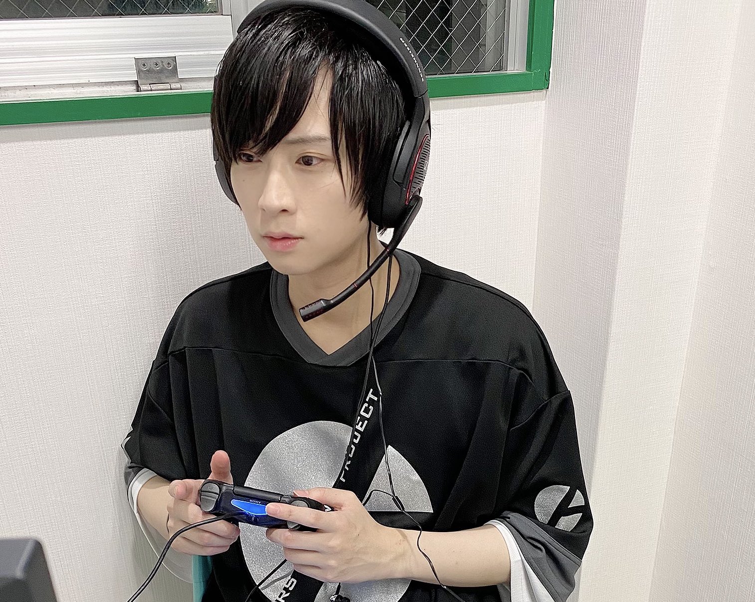 画像2/23) 荒牧慶彦ら人気2.5次元俳優集結 eスポーツチーム「AGP