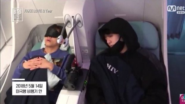 remember when jeongguk gave tae his pillow because he can’t sleep well without hugging somethint :(( jeongguk best boyfriend
