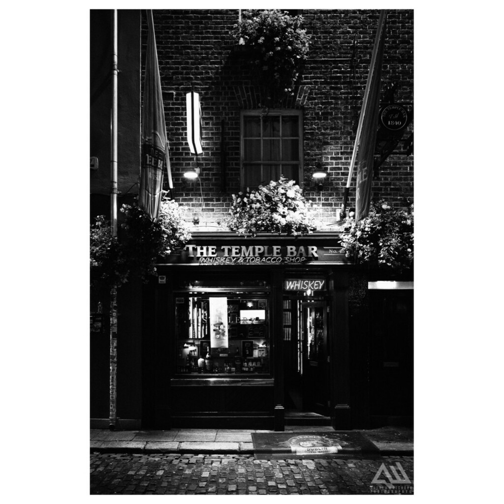 AWatchornPhoto's tweet photo. Temple Bar at Night
⁣⁣⁣. https://t.co/fiZ9KhLrIh https://t.co/siEyolqTND