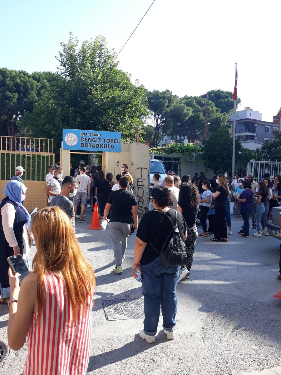 Bu gün  kızımız sınava girdi hayırlısı olsun