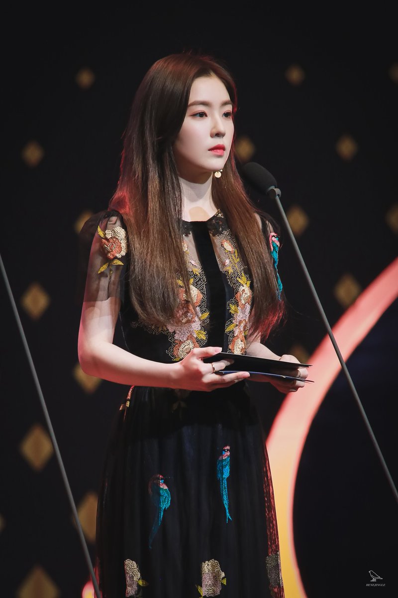 ReneJingle's tweet photo. 171213 골든글러브

#아이린 #IRENE #배주현

#레드벨벳 #RedVelvet https://t.co/7zpo7ddZif