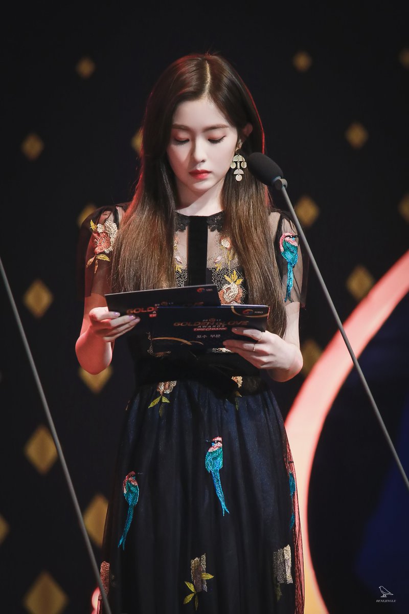 ReneJingle's tweet photo. 171213 골든글러브

#아이린 #IRENE #배주현

#레드벨벳 #RedVelvet https://t.co/7zpo7ddZif