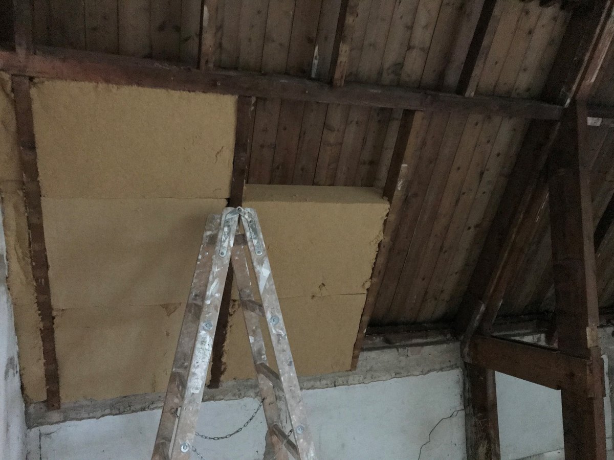 Plannen om je dak, buitenmuren, vloer of ramen te #isoleren? Doen! Want je krijgt tot 31 december tijdelijk niet 20, maar ongeveer 30% van de kosten terug met de Subsidieregeling energiebesparing eigen huis: bit.ly/386j48p #duurzaam #aardgasvrij #Nijmegen #SEEH