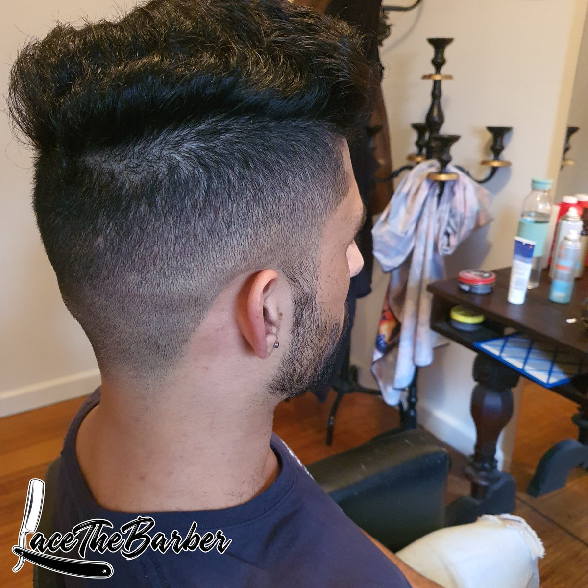 A fresh fade to finish the day 🔥

#barber #barbershop #barberlife #barbershopconnect #haircut #fade #barbers #hair #hairstyle #barberlove #barbering #wahl #menshair #beard #andis #barbergang #barbersinctv #hairstyles #barberworld #thebarberpost #style #sharpfade #nastybarbers