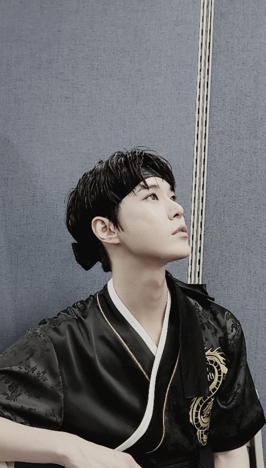 EbgDqLtVcAA_J6F?format=jpg&name=orig