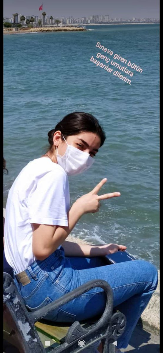 Başta kızım olmak üzere sınava giren tüm ATATÜRK'çü gençlere, genç umutlara, genç geleceklere başarılar dilerim.