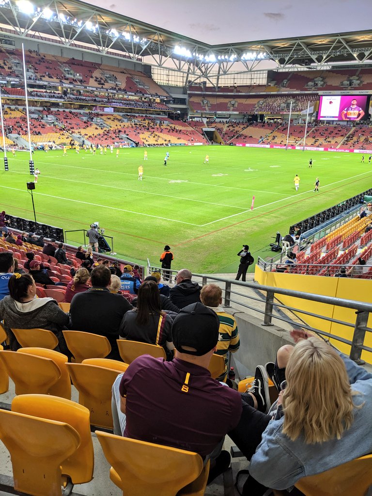 Seating. Strictly only allowed to use the 2 seats you were able to purchase and must keep 1.5m away from each other. Must remain within the zone allocated on your ticket  #NRL    #NRLBroncosTitans  @brisbanebroncos  @NRL – bei  Suncorp Stadium