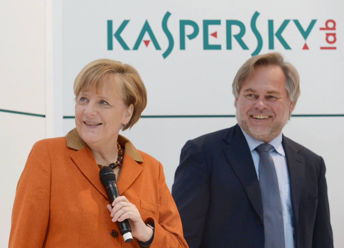 kaspersky's tweet image. &quot;it truly was a cultural shock&quot;.

@e_kaspersky takes a look back on 15 years&apos; of #CeBIT ⇒ kas.pr/p1cm