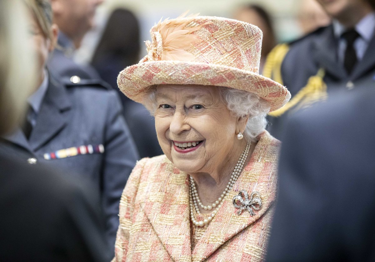 “The Duke of Edinburgh and I join many around the United Kingdom in celebrating Armed Forces Day, and the efforts of our military both at home and overseas”

A message from Her Majesty The Queen on #ArmedForcesDay 🇬🇧