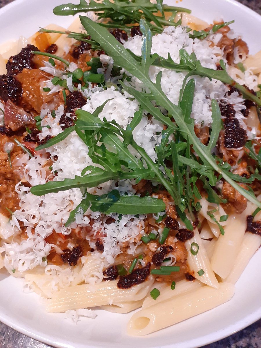 Lupo_T_Lupo's tweet photo. Very happy with the new batch of @mrwolfspices Pierre's Erld Smerky Pooda... it does rather perk up a ragu #pastanight #SpiceDogs #TheWolfRises #foodies #homecook #taste #flavour https://t.co/MER7Ct08Dc