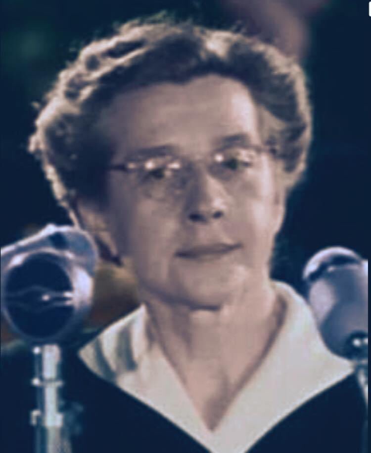 MartaMajercik's tweet photo. M  I  L  A  D  A 🖤🕯

#milada70 #zavrazdenakomunisty #bravewoman #feminist #activist #inspirationalwoman #democracy #freedom #neverforget #wewillremember 

#DenObetiKomunizmu 🥀 
#nezabudneme https://t.co/QmppyXNfVZ
