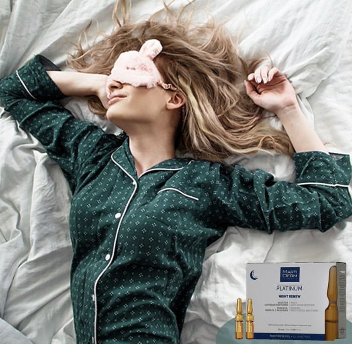 MartiDerm Night Renew Ampül, 
cilde sıkılık sağlar, nemlendirir ve yaşlanma etkilerinin minimize edilmesine yardımcı olur 🌟

#Martiderm #Cortexpharma  #ciltbakımı #ampul #gecebakimi #nightrenew