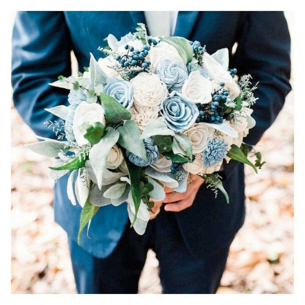 A little blue blooming #bridalbouquet to brighten up your day! ☀️ #wedding #bride #weddingphotography #weddingday #flowers #bridetobe #weddingplanner #bridesmaids #weddingidea #bridetobe2020 #engaged #brides #flower #weddingseason #photography #weddingid… instagr.am/p/CB7pUTfoz5g/