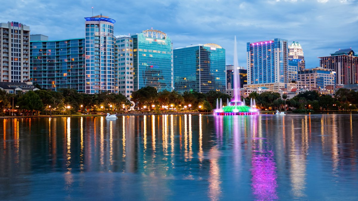 Orlando, FL: -Quiet City Life-Tourist place so my friends and family will always be down to visit-Very Cheap Housing