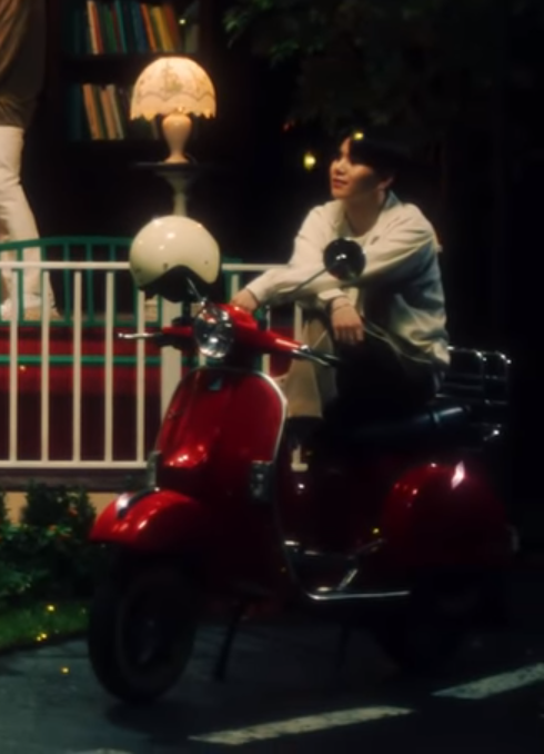 Just like my mind went straight to the "For You" motorbike when I saw Yoongi on that red vespa, but it's not the same brand. @BTS_twt