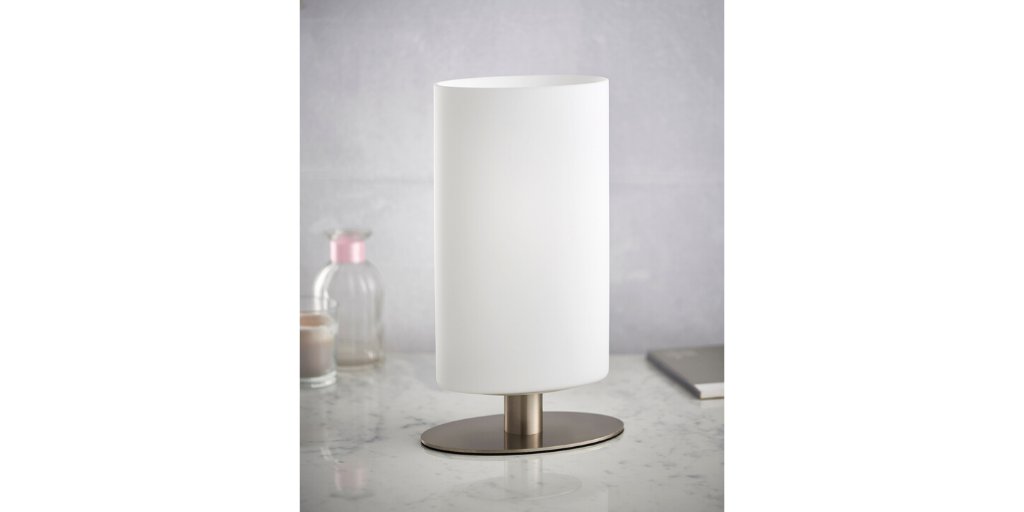 lightingrus_'s tweet image. Palmer Touch Table Lamp From @Endon_Lighting 💡

An oval shaped table light finished in a satin nickel effect plate with a matt opal glass shade.

Click here to order yours today 👉 buff.ly/3dtgT0x

#endonlighting #lighting #tablelamps #touchtablelamps #lightingrus