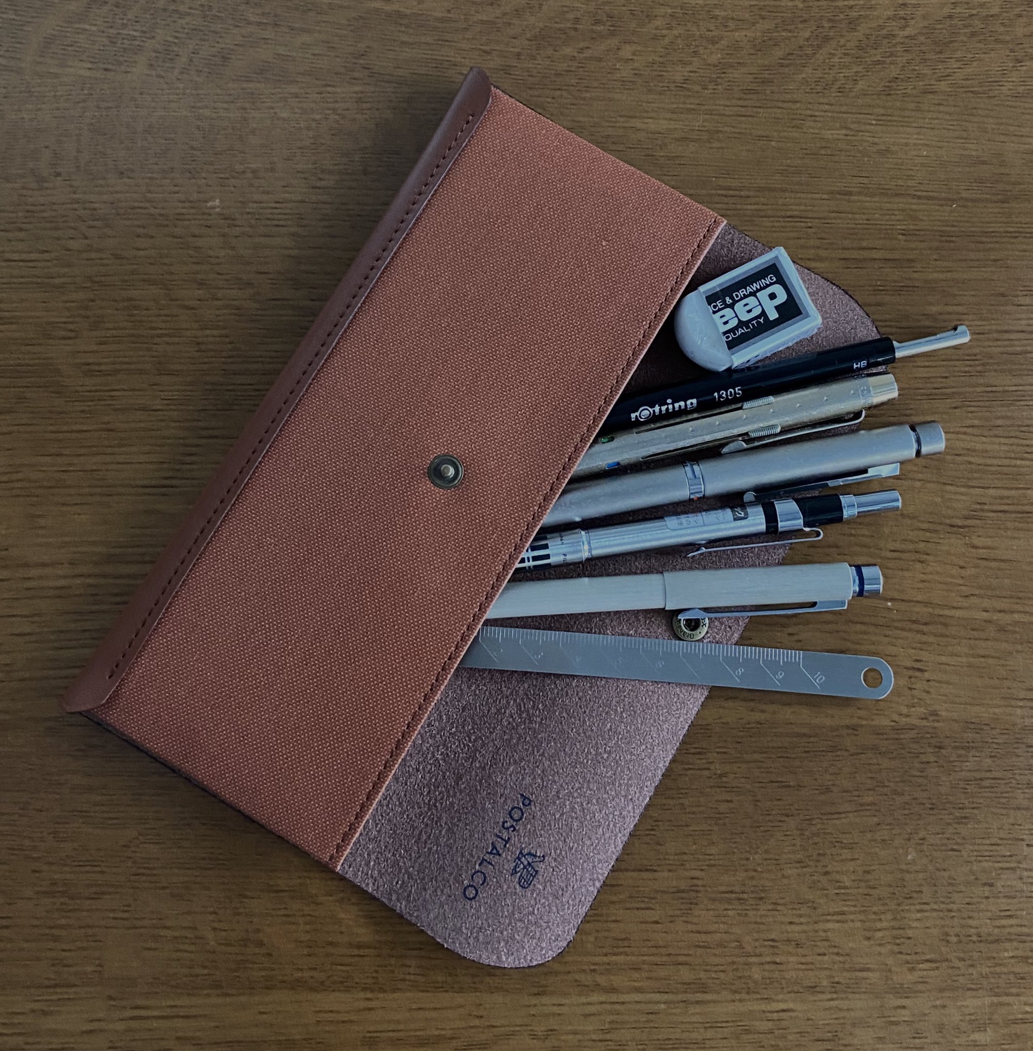 PG1000 в X: „#購入品 POSTALCO スナップペンケース 色は PG1000 в X: „#購入品 POSTALCO スナップペンケース 色は