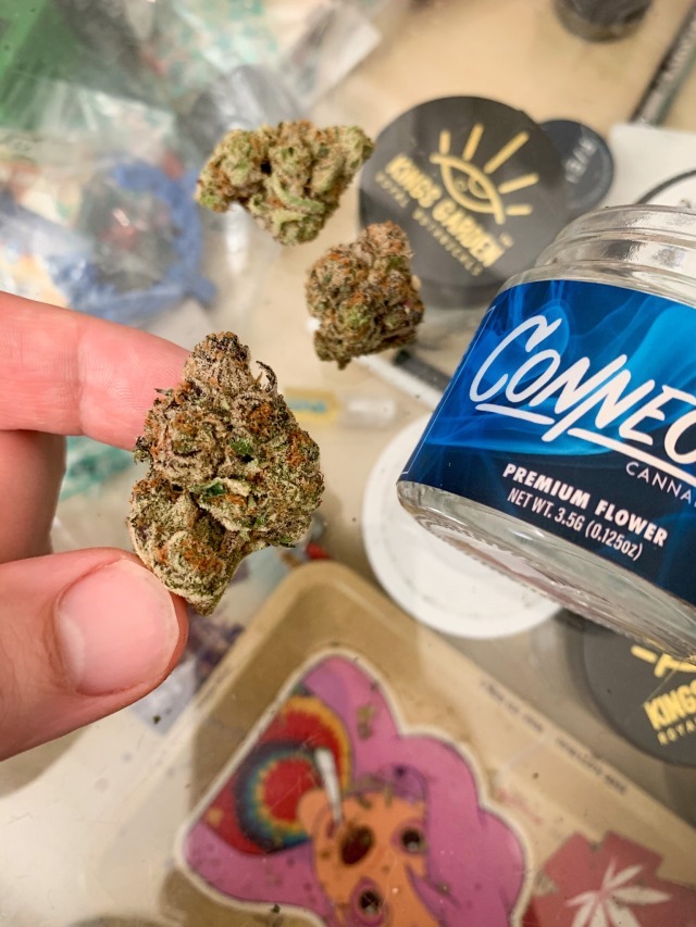 Keep it smoky, Twitter! #weed #hightimes #cannabis #legalize