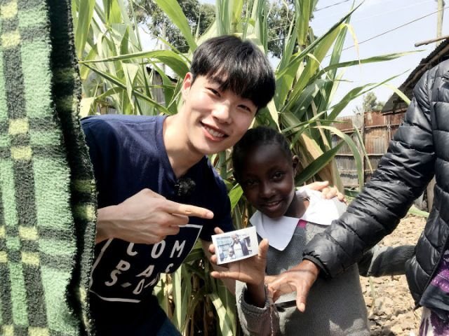 Ryu Junyeol also interest in social activities, back in 2018 he visits Kenya, Africahe has been donating to the international humanity organization called Compassion since before his debut—I adore him more as he supports the children cr:  https://www.hancinema.net/lily-s-take-ryu-jun-yeol-visits-kenya-in-africa-114930.html #RyuJunYeol