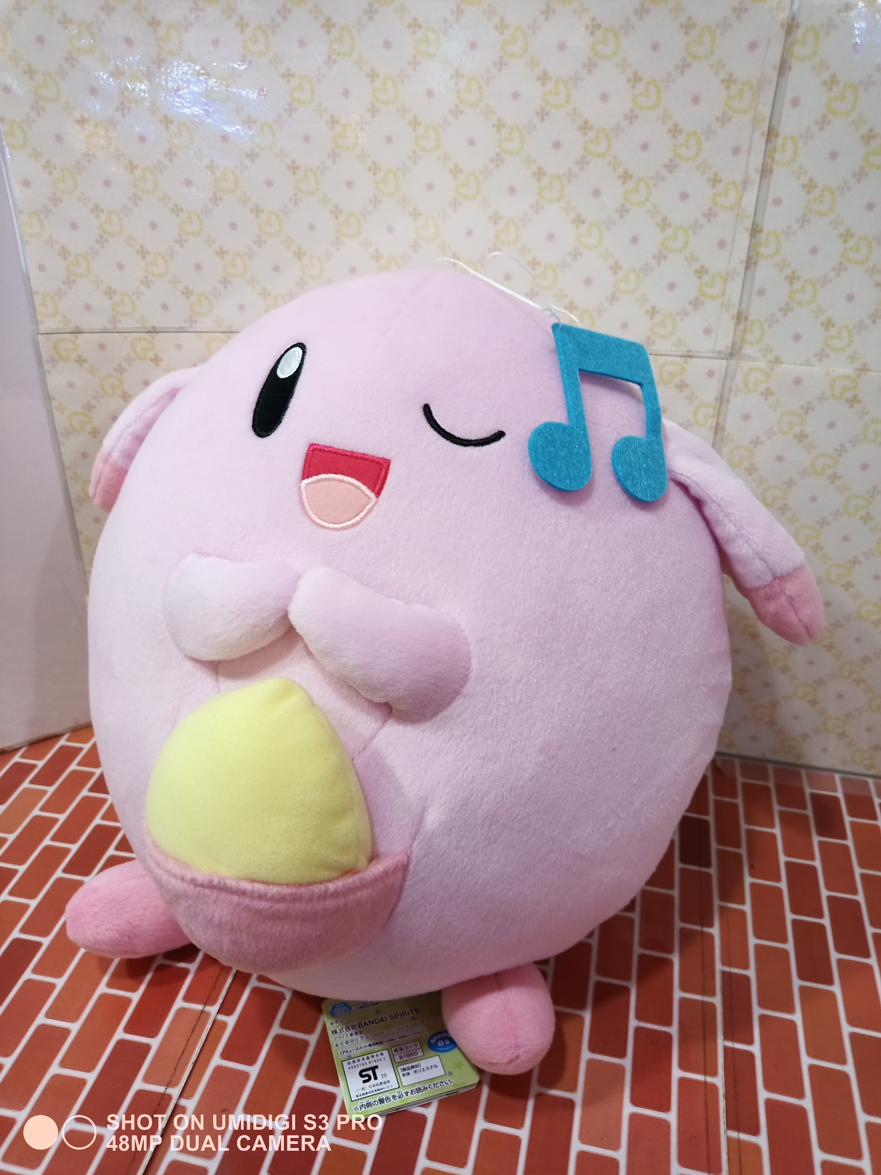 わくわくクレーンゲーム王国 新横浜店 鬼滅の刃 フィギュアいっぱい プライズ入荷情報 ポケットモンスター コロっとまんまるぬいぐるみ うたう ラッキー ポケモンから歌う ラッキー がプライズに登場 頭に浮かぶ音符も相まって とても楽し