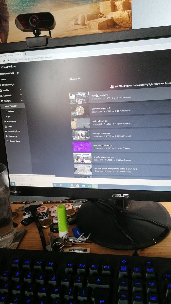 Stanas_'s tweet image. When you got to download previous streams to make a video 😴😴