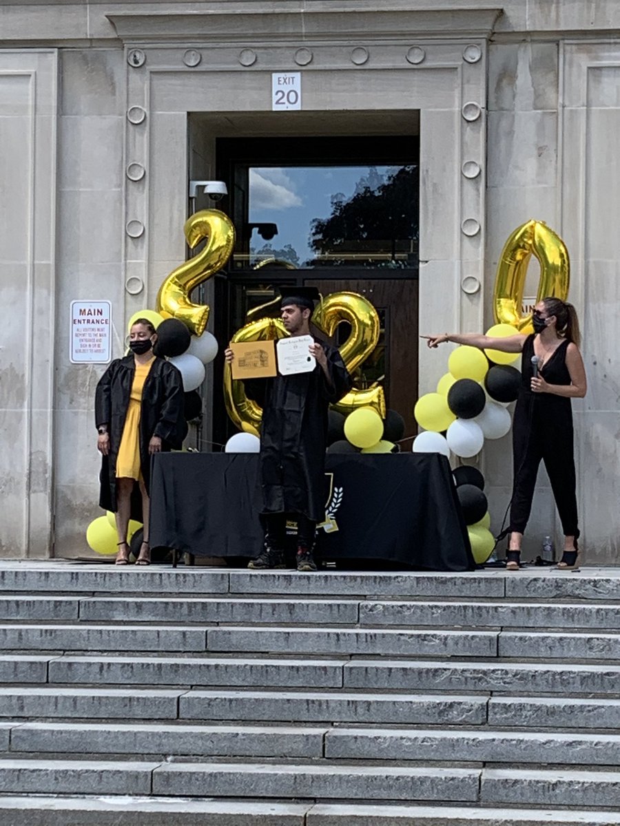 Dr. Lesli Myers-Small tweet media