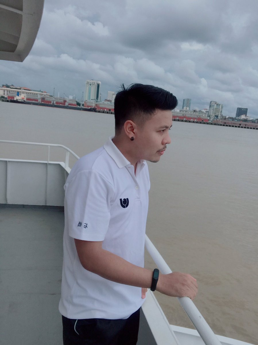 phyowanakyaw99's tweet photo. ငါ postတွေ  
မကြိုက်ရင် ...

ငါ့ကိုလာကြိုက် 😜 https://t.co/1MAVfaBGr2