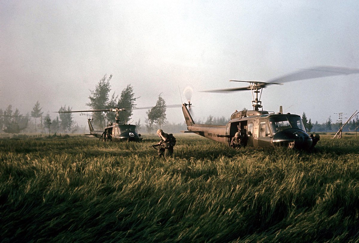 At 07.30am the first elements land on the west side of the village, taking up a defensive position whilst awaiting the remainder of 2nd Platoon and Lt Jeffrey LaCross' 3rd Platoon who land at 07.47am. ( Ron Haeberle)